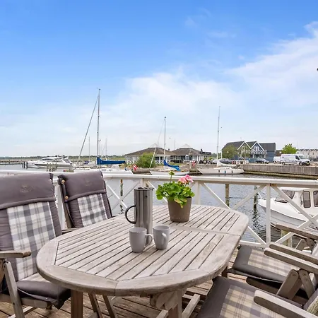 At Marina Feriehus *