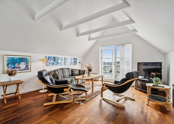 Charming Right At Marina With Terraces Overlooking The Water Close To The Kattegat Centre, The And Cosy Cafes Grenå